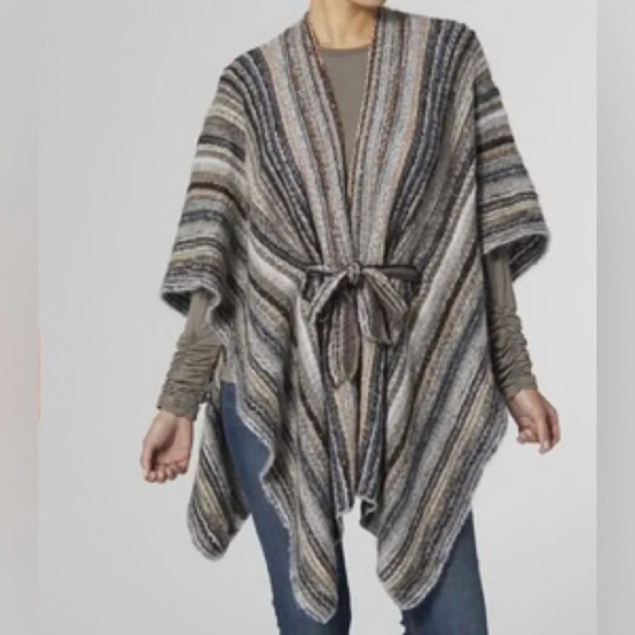 Coco + Carmen Chevala Tie Waist Ariana Poncho Sweater Knit NWT One Size - Picture 1 of 7